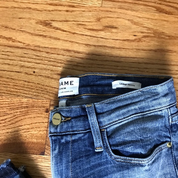 Frame Le High Skinny Jeans - Picture 5 of 9